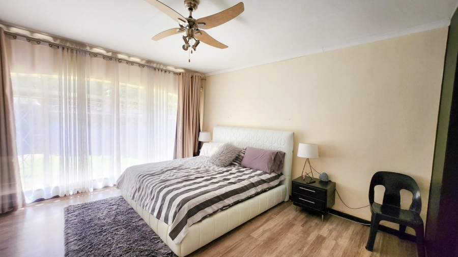 4 Bedroom Property for Sale in Wilkoppies North West